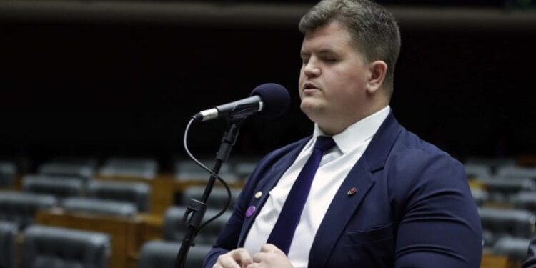 Trajetória de Felipe Rigoni: experiência, diálogo e compromisso com resultados para o Espírito Santo