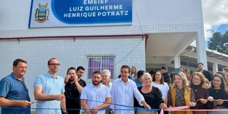 Parceria entre Estado e município garante entrega de quatro escolas reformadas e ampliadas em Santa Maria de Jetibá